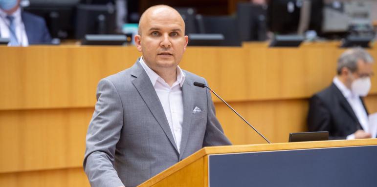 Илхан Кючюк с решение на спора със Северна Македония